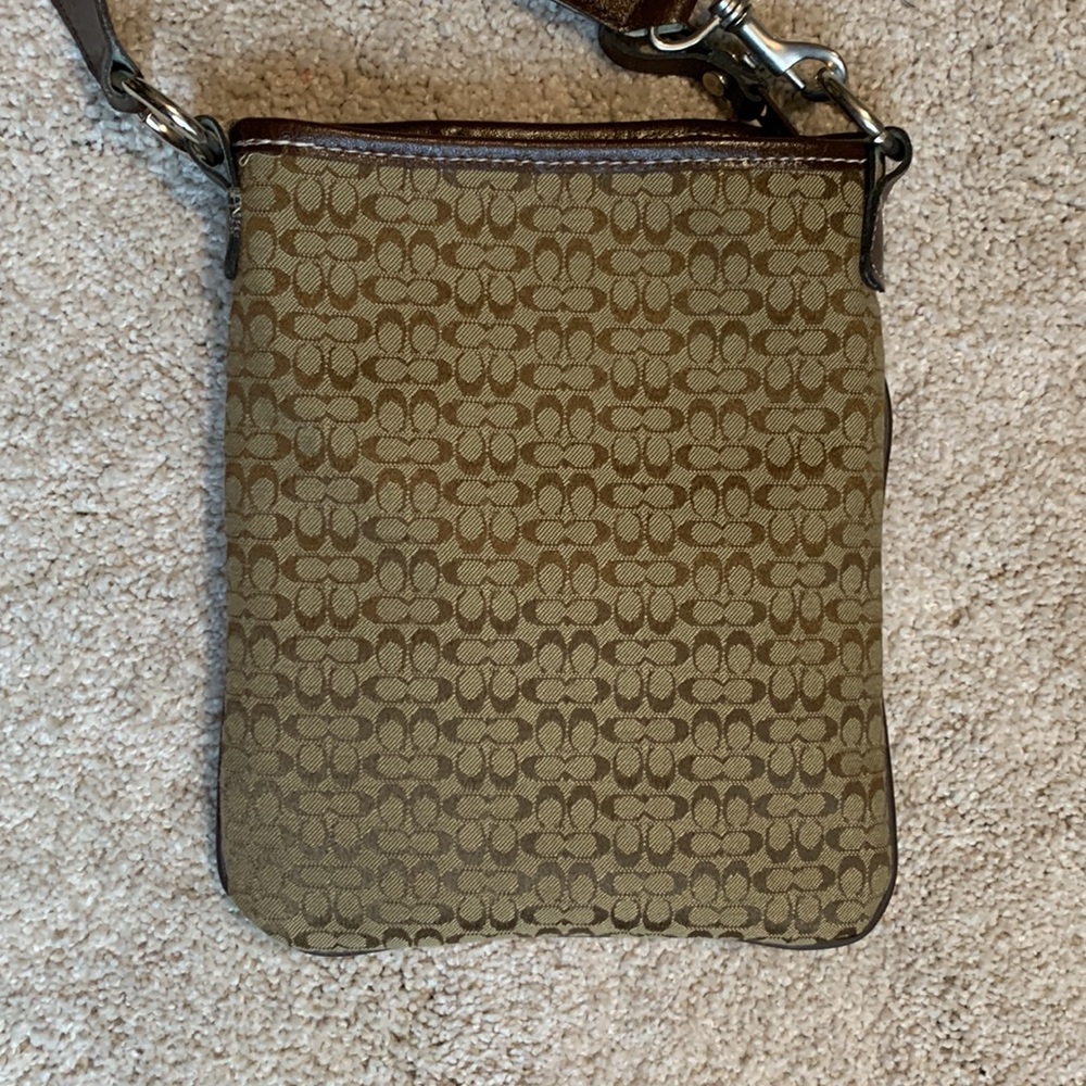 Vintage- Coach Patch Quilt Crossbody - Picture 8 of 9